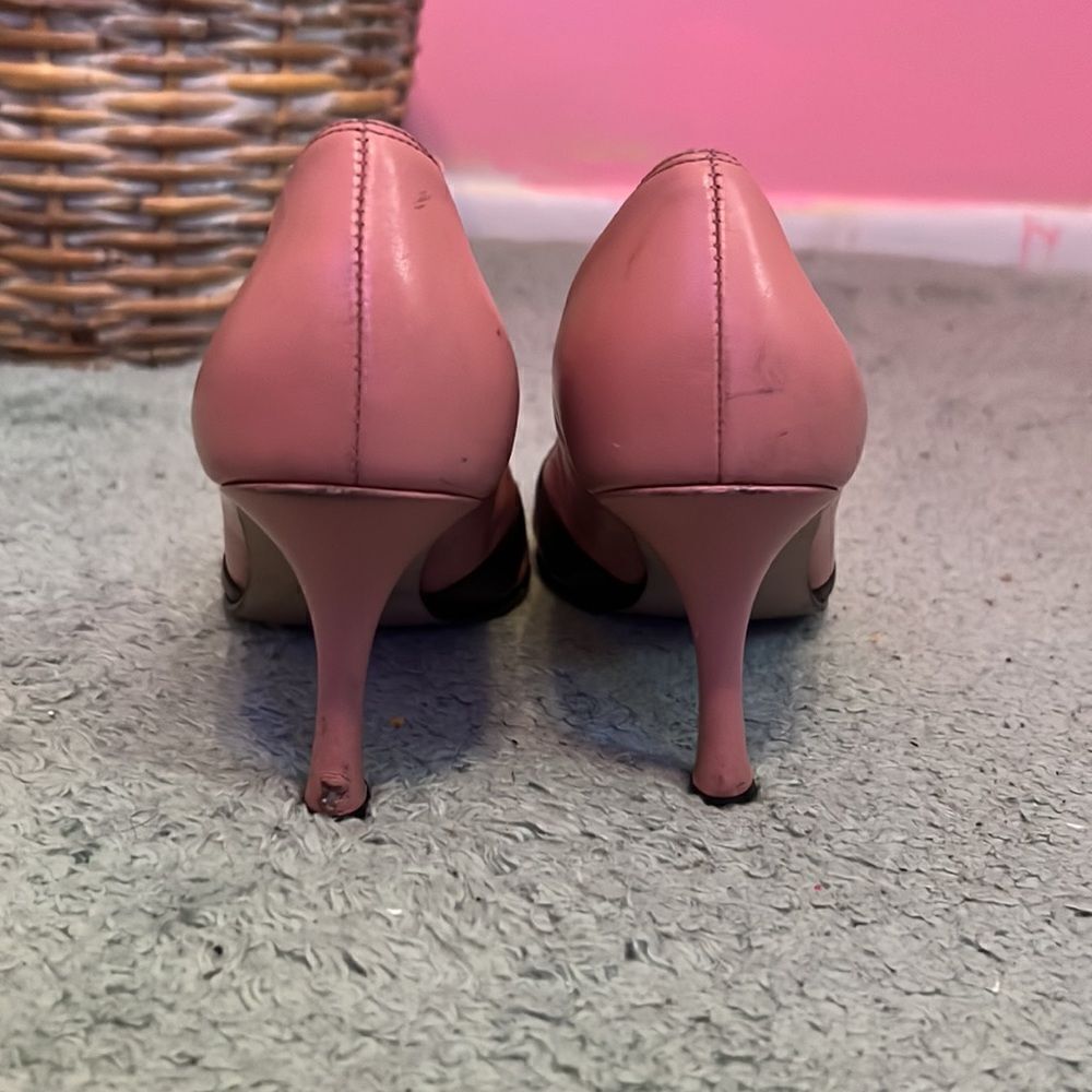 Women Shoes  - Picture 4 of 9